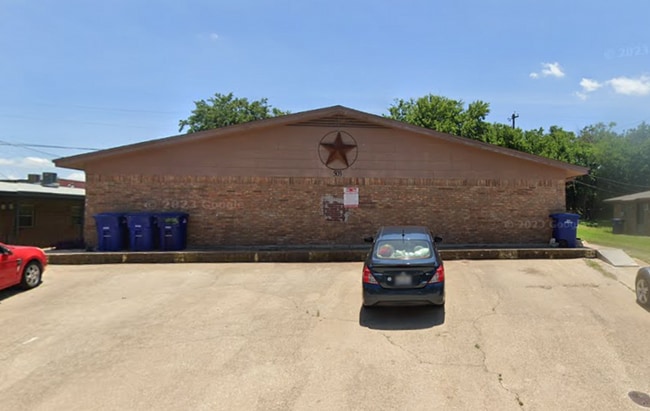 Building Photo - 505 Sunset Ln Building Photo - 505 Sunset Ln