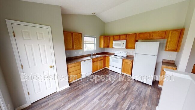 Foto del edificio - 8694 Plum Creek Ct
