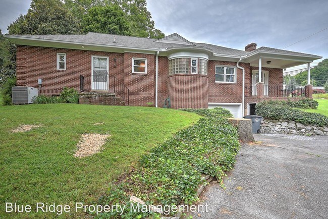 Foto del edificio - 3004 Fort Henry Dr