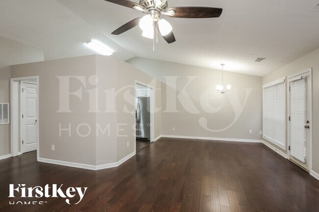 Foto del edificio - 181 Clarion Rd