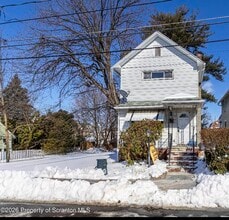 Building Photo - 16 Ralph St