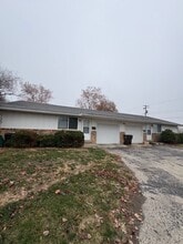 Building Photo - 2516 W Newman Pkwy