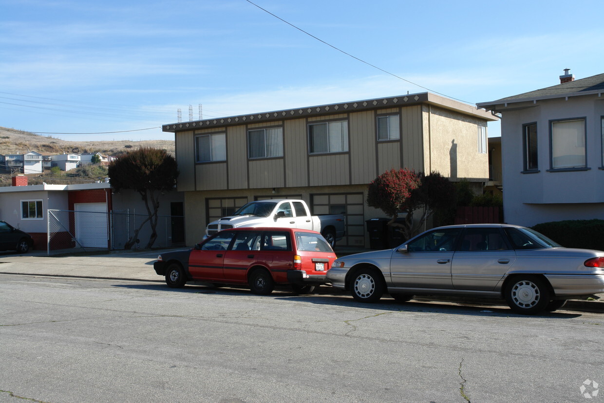 Building Photo - 840 Olive Ave