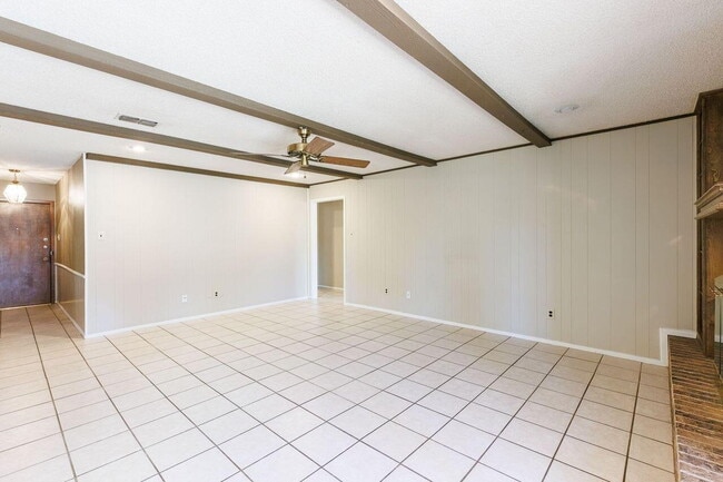 Building Photo - 3409 84th St