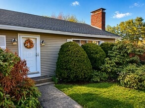 Building Photo - 45 Greer Rd
