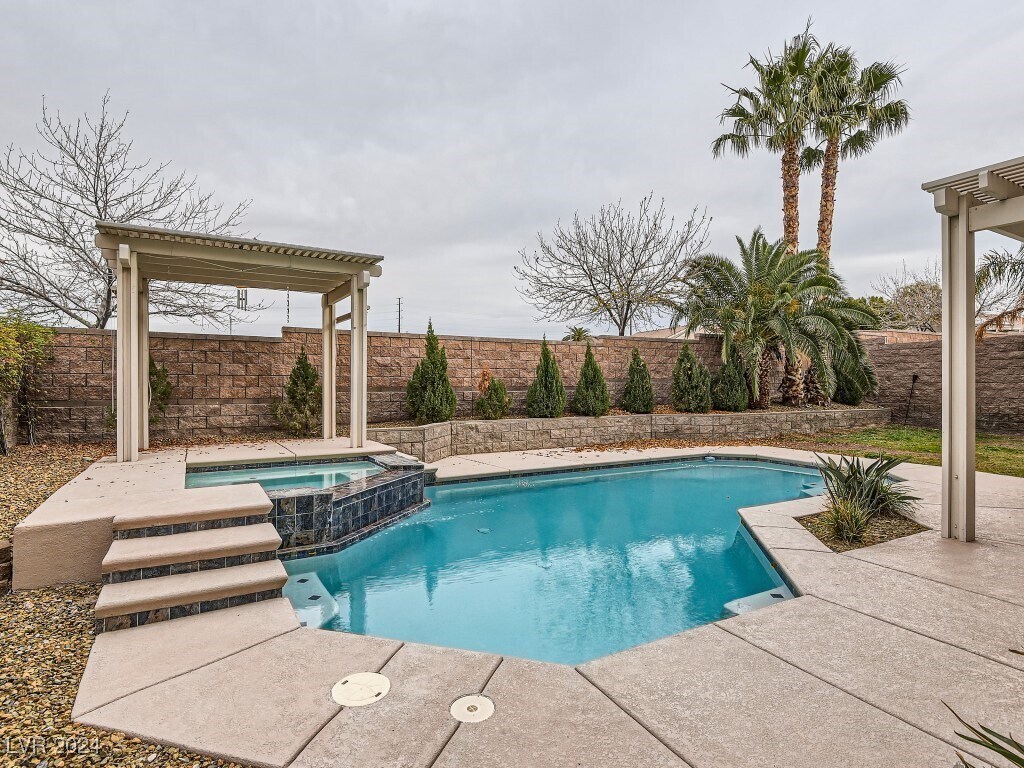 Primary Photo - 2278 Tedesca Dr