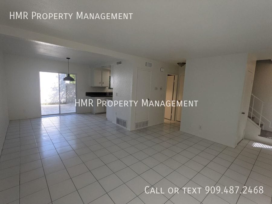 Primary Photo - MOVE-IN SPECIAL Big 3 Bedroom 2 1/2 Bath C...