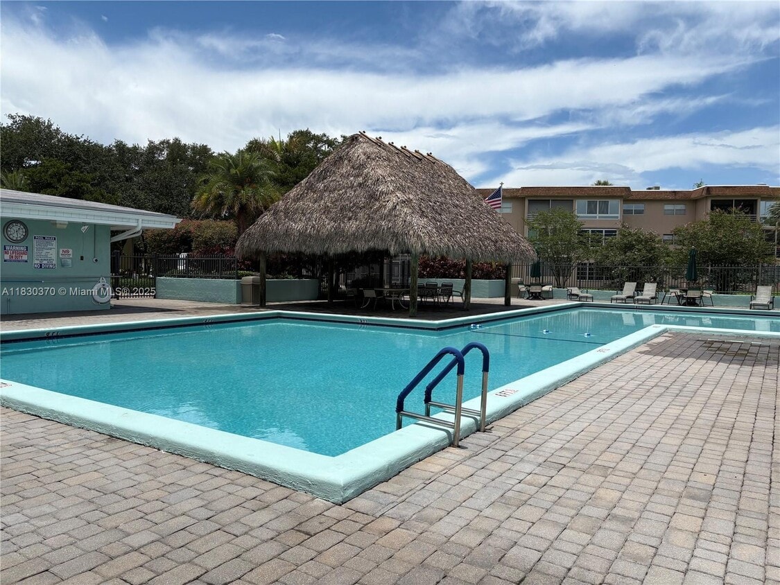 Foto principal - 3123 SW Natura Ave