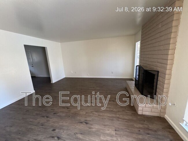 Foto del edificio - 3501 W Colonial Ave