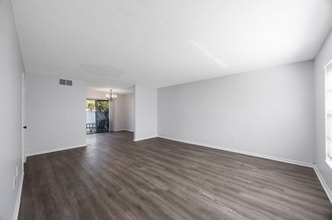 Building Photo - 200 Westwood Terrace N