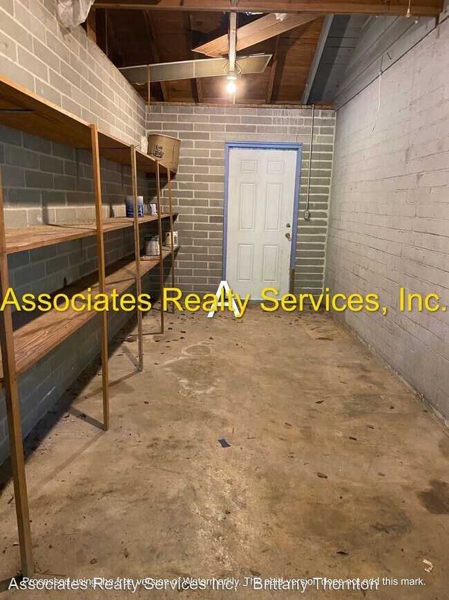 Building Photo - 4 br, 2 bath House - 1105 NW 14th Ave