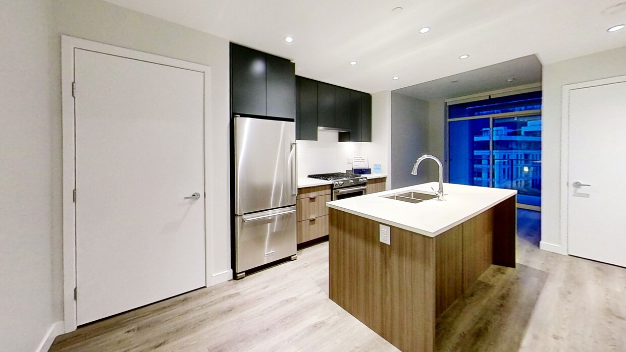 Photo principale - 3430 E Kent Av S