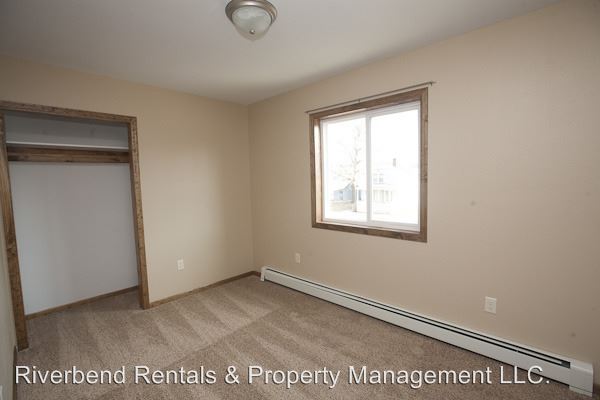 Building Photo - 3 br, 1 bath  - 902 Water Street 210 9th Ave