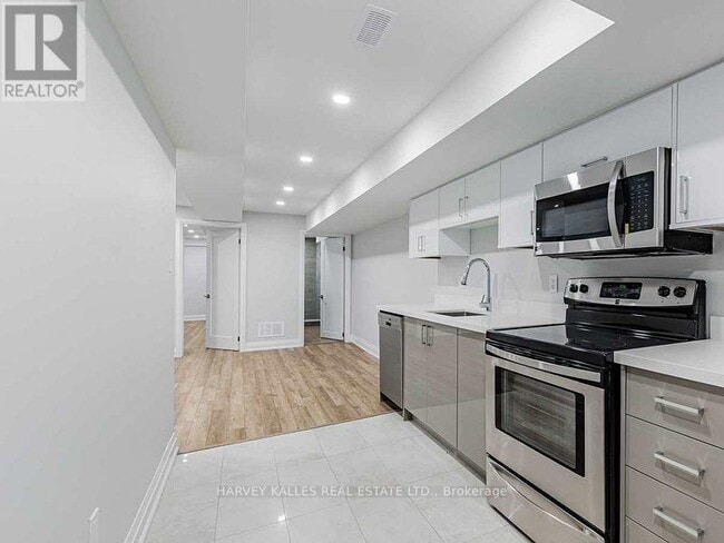 Photo du bâtiment - 987 Avenue Rd