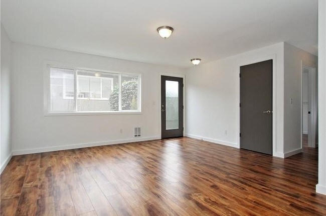 Foto del interior - 3017 NE 140th St