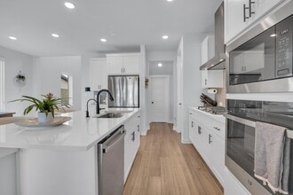 Building Photo - 6404 Mallord Brook Bend