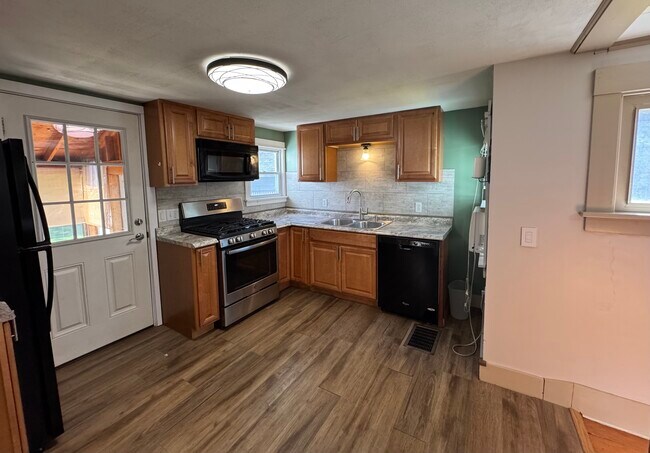 Foto del edificio - 11 Lincoln Ave