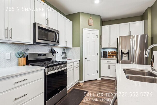 Foto del edificio - 765 N Shawnee St