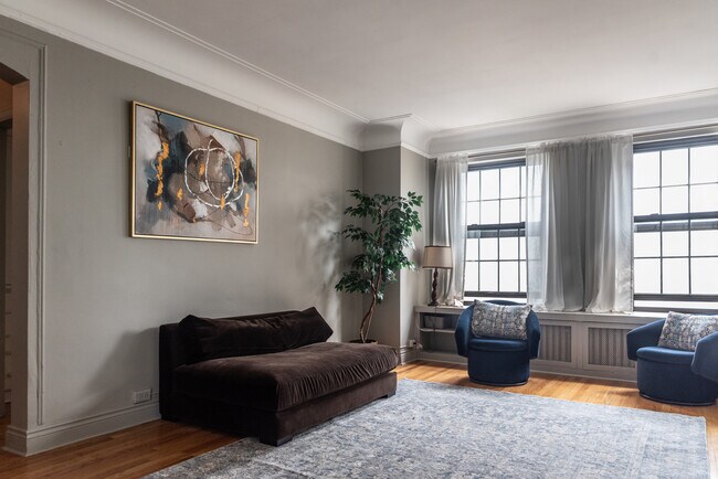 Foto del edificio - 4940 S East End Ave