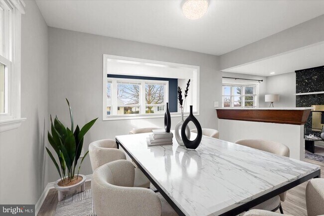 Foto del edificio - 517 Winters Ln