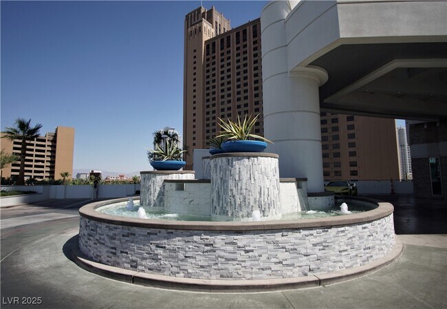 Foto del edificio - 2700 S Las Vegas Blvd