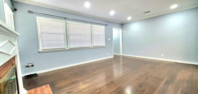 Foto del edificio - 6428 Monterey Rd