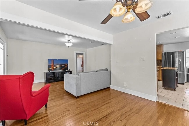 Building Photo - 228 Jacaranda Pl