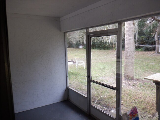 Foto del edificio - 923 E Turner Camp Rd