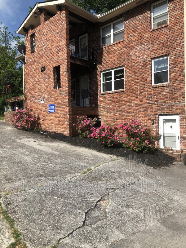 5017 Inskip Rd Unit 5, Knoxville, TN 37912 Condo for Rent in