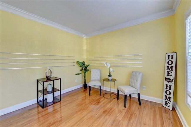 Foto del edificio - 1558 Macy Ln