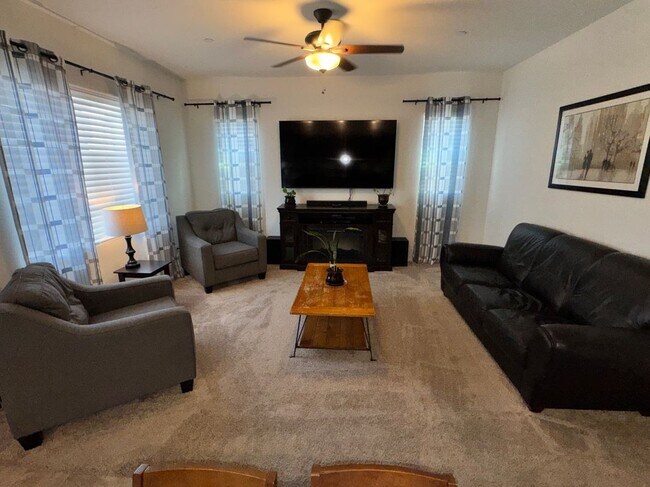 Foto del edificio - 12919 Claremore St