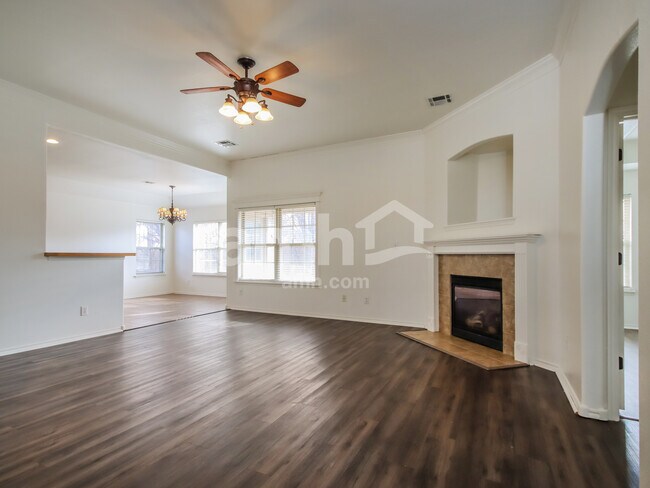 Foto del edificio - 1706 W 117th St S