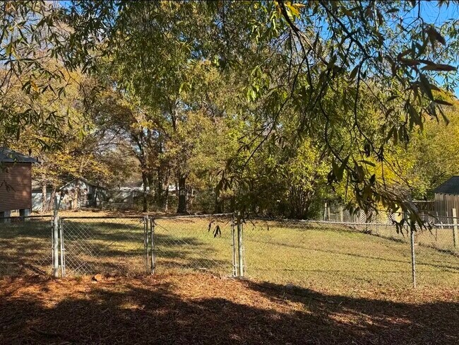 Foto del edificio - 305 Smith St