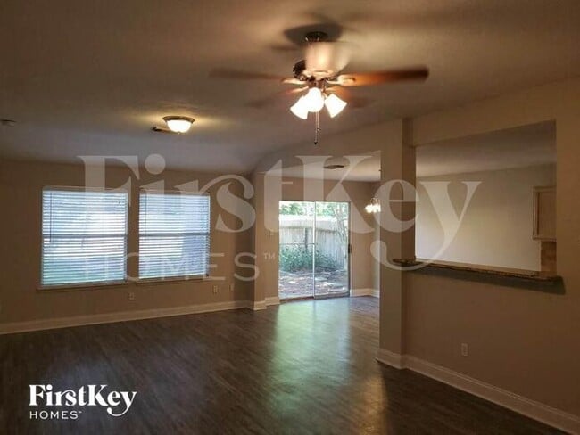 Building Photo - 3618 Nutwood Ln