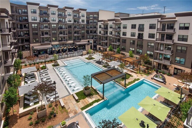 Foto del edificio - 5180 Peachtree Blvd