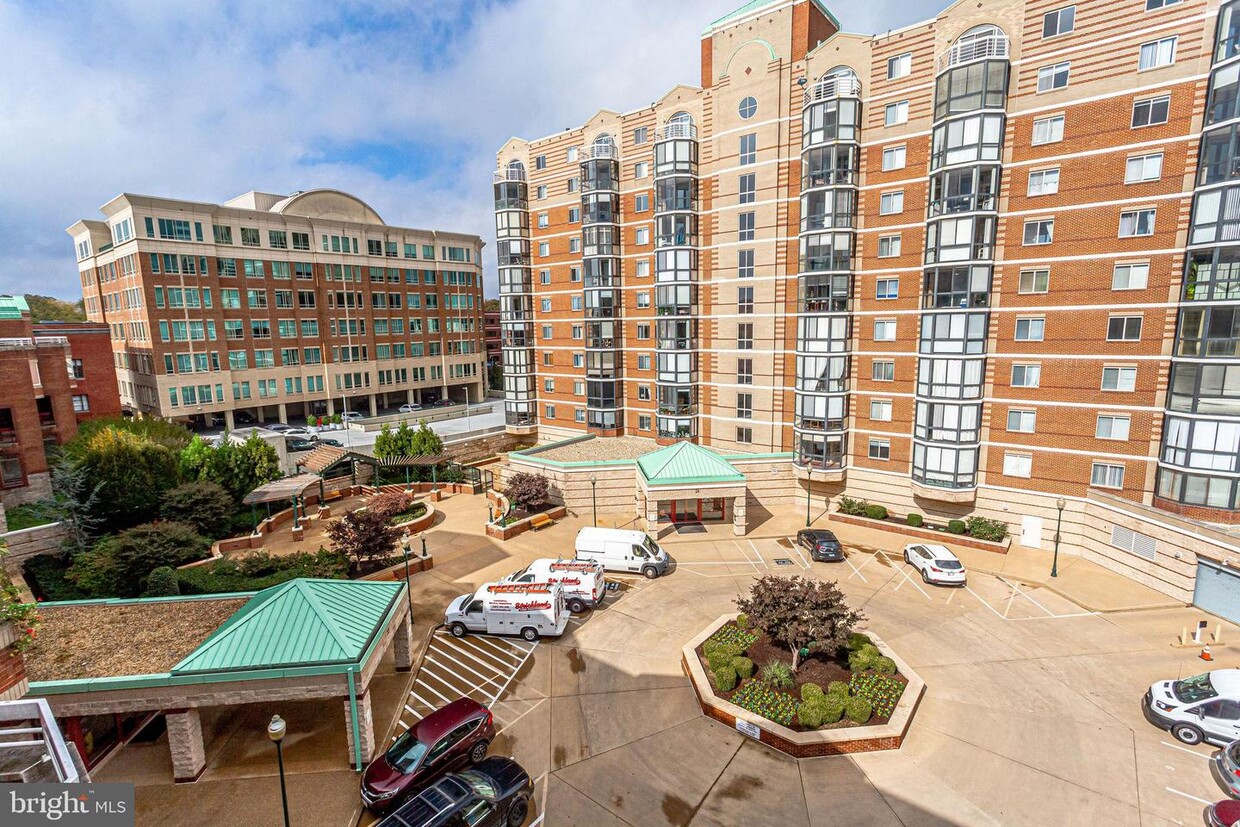 22 Courthouse Sq Unit 502, Rockville, MD 20850 Condo for Rent in