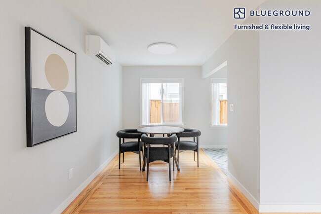 Foto del edificio - 1230 Mills St