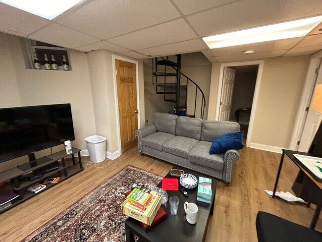 Foto del edificio - 9/1/25 Spacious two-level 3BR/2BA near Pac...