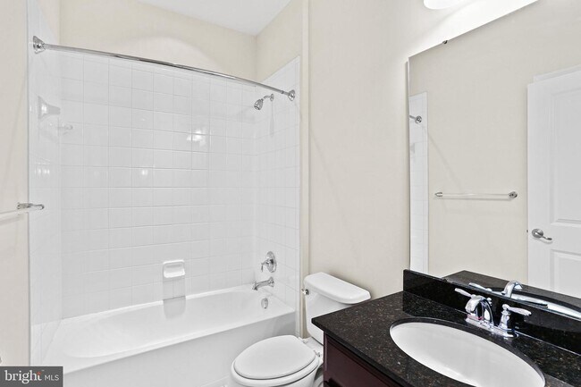 Foto del edificio - 11675 Emerald Green Dr