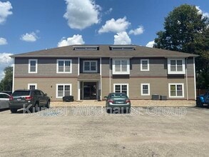 Building Photo - 409 W Washington St Building Photo - 409 W Washington St