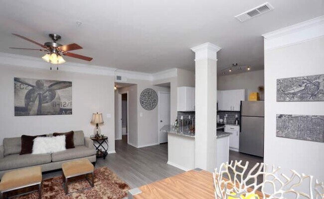 Building Photo - 2 bedroom in Haltom City TX 76137