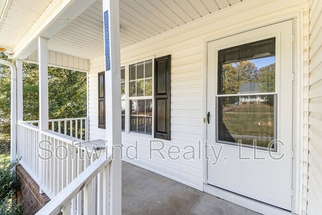 Building Photo - 1519 Elmwood Ave