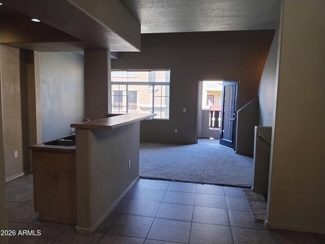 Foto del edificio - 16825 N 14th St