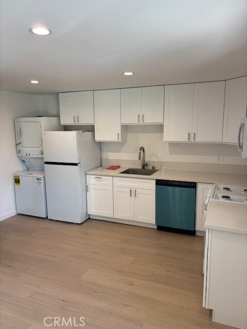 Foto del edificio - 5720 1/2 Wallis Ln-5720