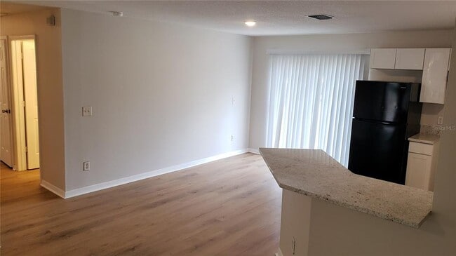 Foto del edificio - 10608 N 50th St