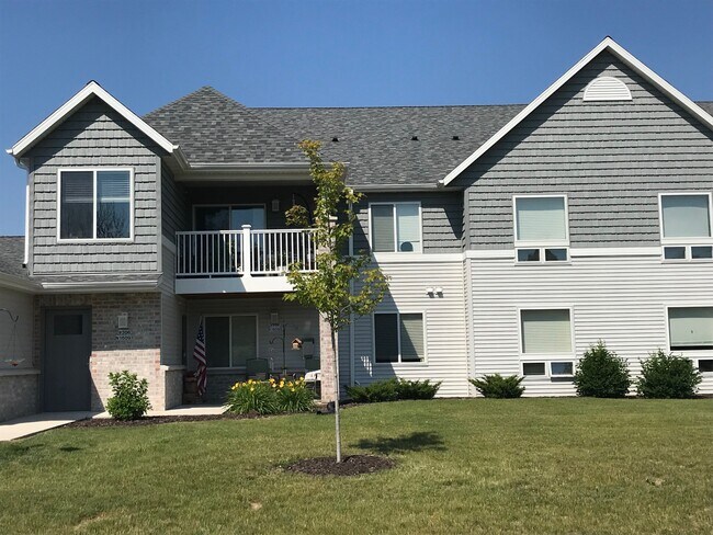 Foto del edificio - W206N16097 Stonebrook Dr