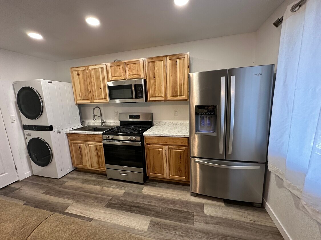 Primary Photo - South Park Suites LLC