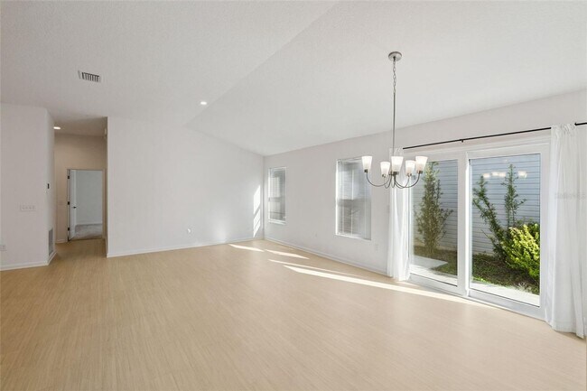 Foto del edificio - Available now in The Villages!