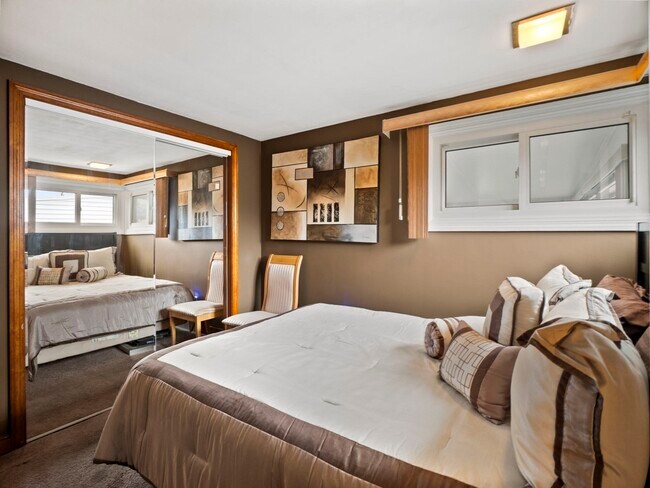 Building Photo - 73 Ridge Rd