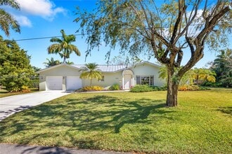 Building Photo - 11625 SW 70th Ave